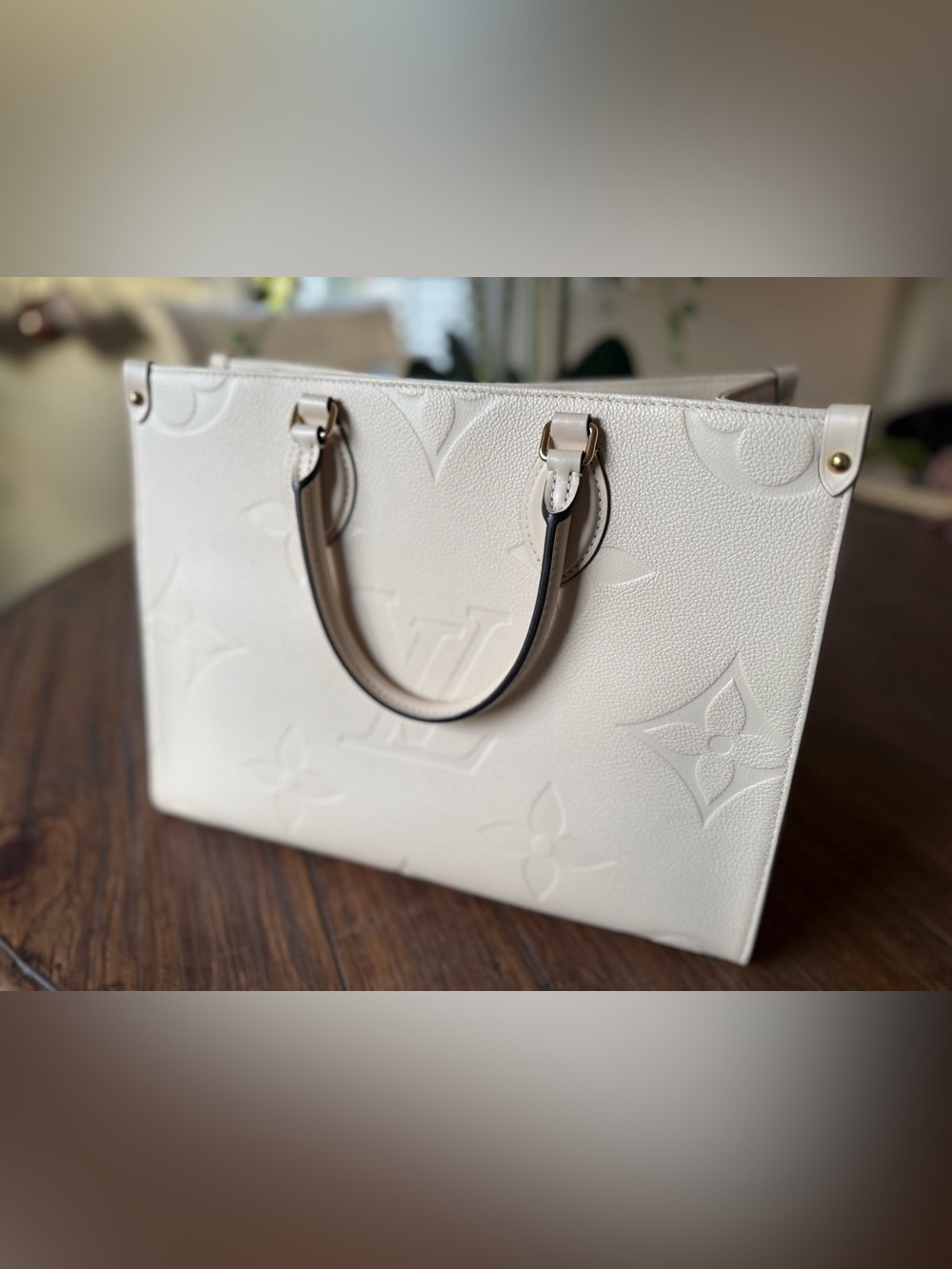 Louis Vuitton OnTheGo MM Monogram Empreinte Tote